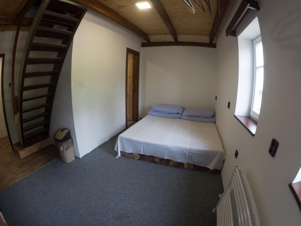 Hospudka Na Perlicku - Prdek Hotel Paseky nad Jizerou Buitenkant foto
